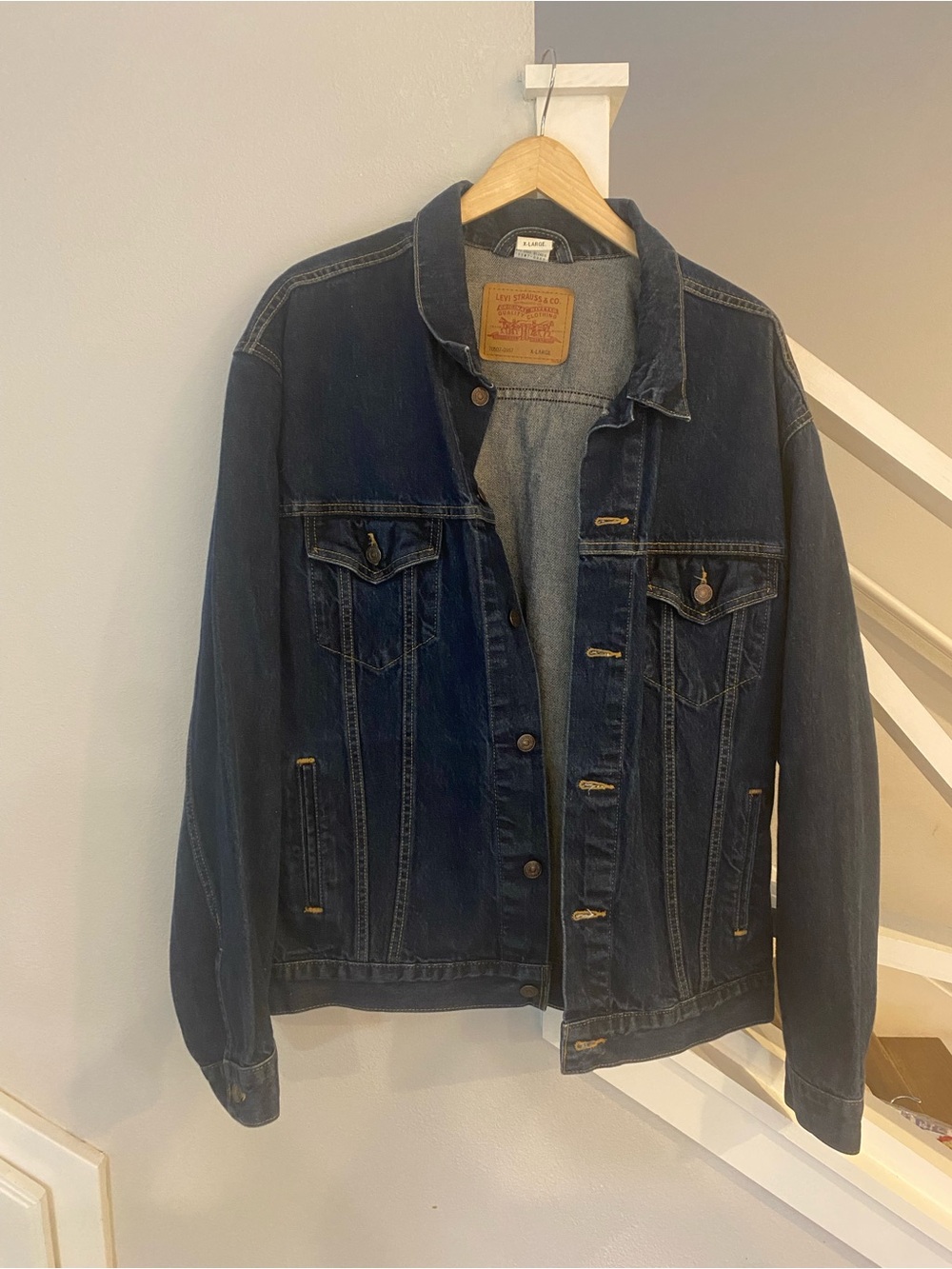 Vintage Levi’s 70507-0957 Denim Trucker Jacket Men’s XL Dark Blue Made Mexico